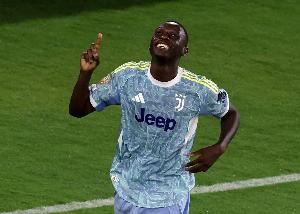 瑞天空：巴黎与尤文因穆阿尼关系紧张，热刺尝试趁机加速谈判