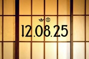 曼联官网发布预告，新赛季第三球衣8月12日发售