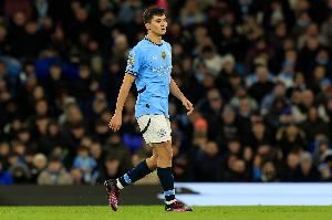 曼晚：胡桑诺夫预计伤缺两周，需与时间赛跑争取赶上曼市德比