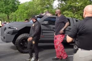 前队友：奥尼尔什么东西都要最大最好的 房子&车子&衣服&鞋子