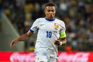 《队报》明天将发布姆巴佩专访，球员揭示他的人生选择和足球世界