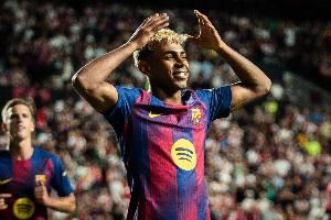 每体：生活经历造就了现在的亚马尔，他还在可以犯错和改正的年龄